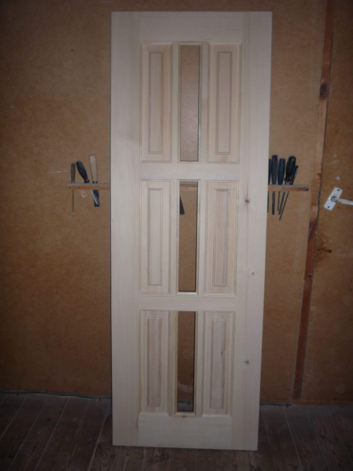 Изготовление дверей в Невьянске, Кировграде, Новоуральске и Верхнем Тагиле